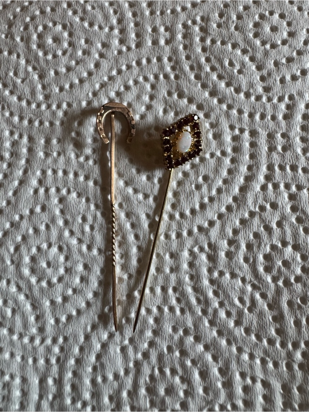 Gold-Tone Opal-Center Hat Pin with Garnet-Style Accents and Horseshoe